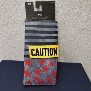 Wallet Birds of Prey Harley Quinn. NWT